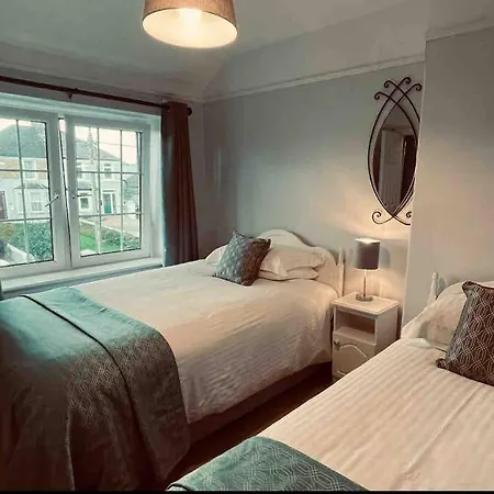 Beautiful House In Town * Killarney