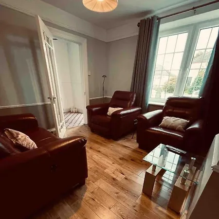 Beautiful House In Town