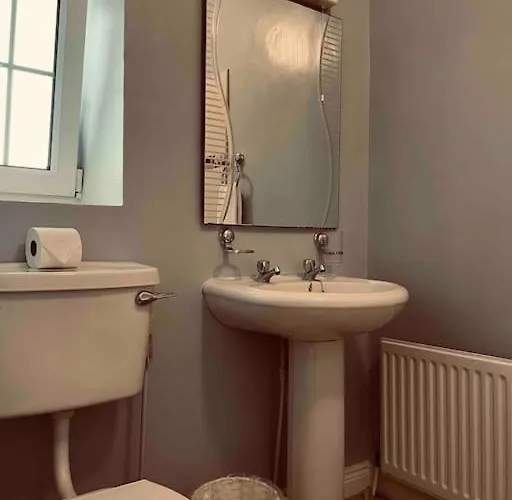 Semesterbostad Beautiful House In Town *